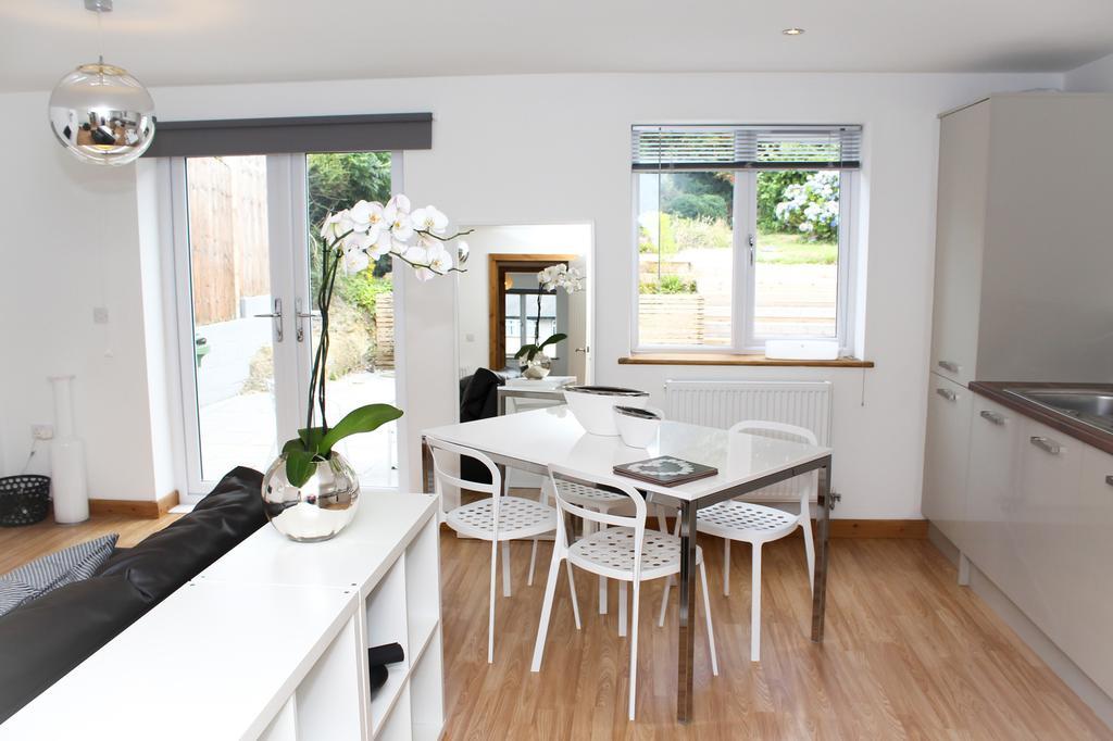 Lux Apartment Bangor  Room photo